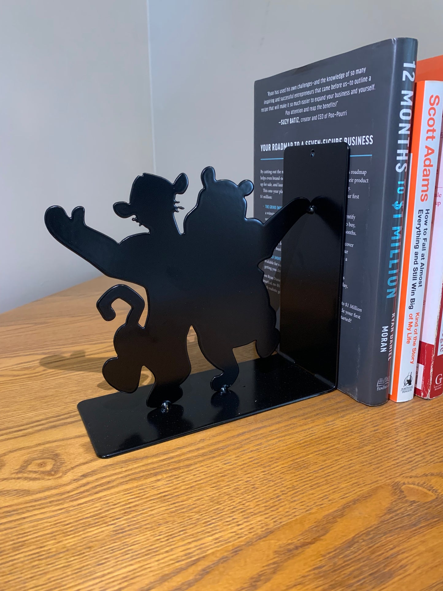 Winnie The Pooh and Tigger Bookend